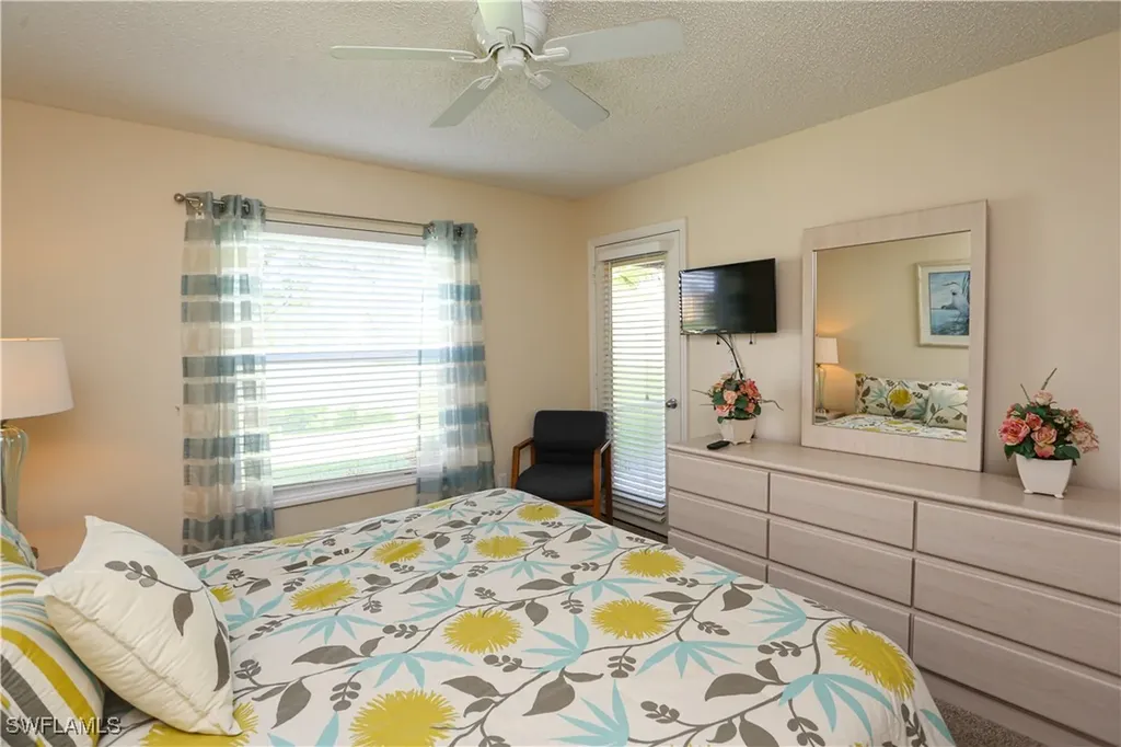 287 Quail Forest Boulevard Naples FL 34105