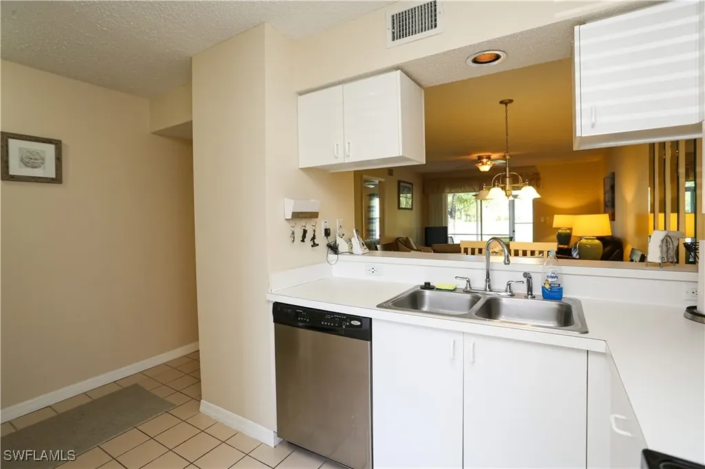 287 Quail Forest Boulevard Naples FL 34105