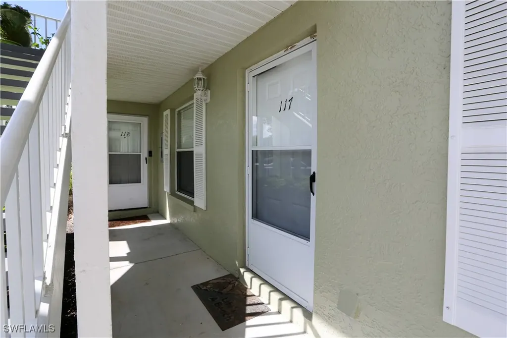 287 Quail Forest Boulevard Naples FL 34105