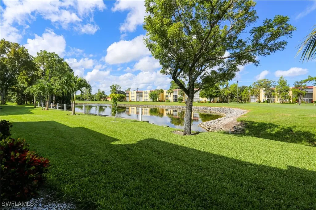 287 Quail Forest Boulevard Naples FL 34105