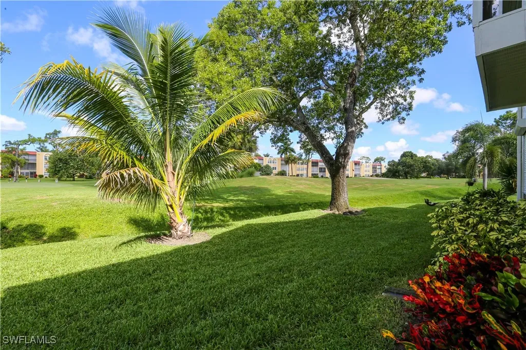 287 Quail Forest Boulevard Naples FL 34105