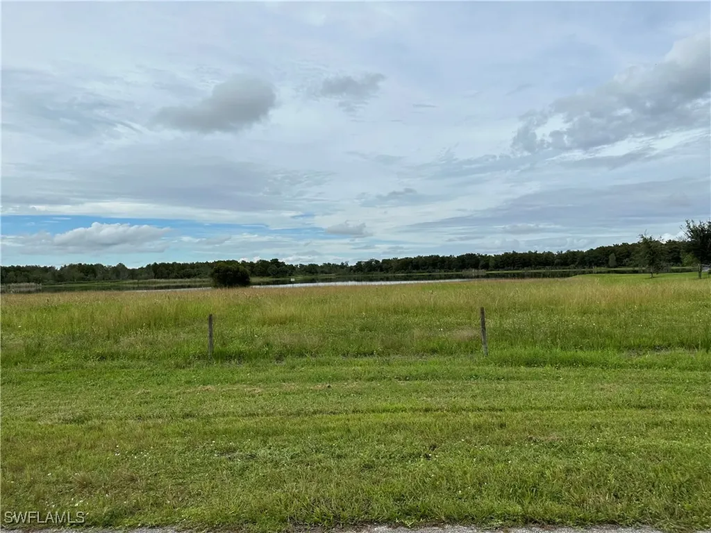 515 Shady Hollow Boulevard W Naples FL 34120