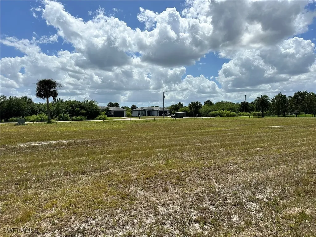 515 Shady Hollow Boulevard W Naples FL 34120