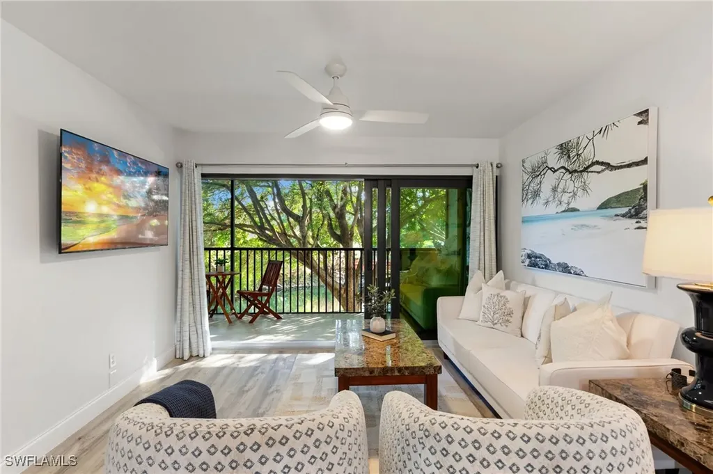 600 Neapolitan Way Naples FL 34103