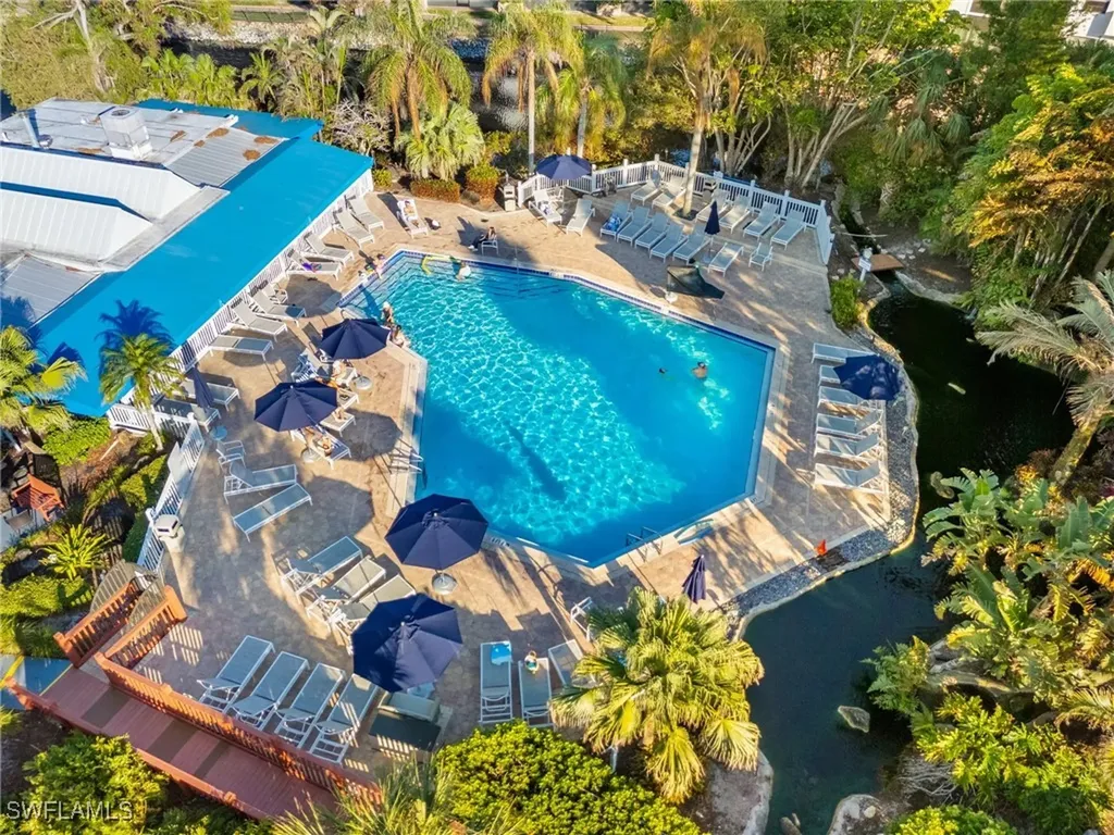 600 Neapolitan Way Naples FL 34103