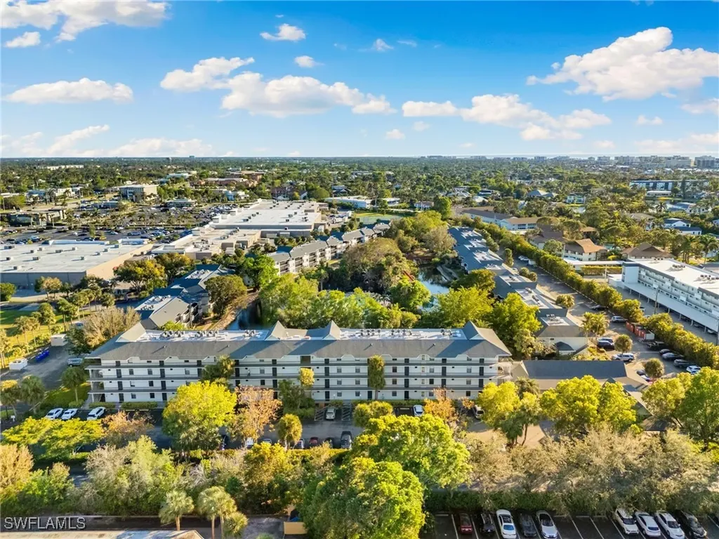 600 Neapolitan Way Naples FL 34103