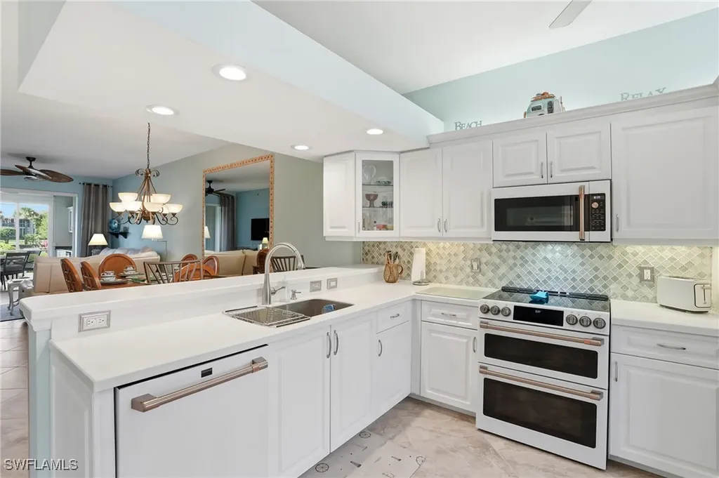6600 Beach Resort Drive Naples FL 34114