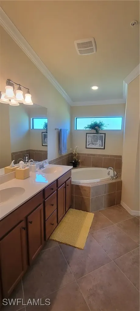 9510 Avellino Way Naples FL 34113