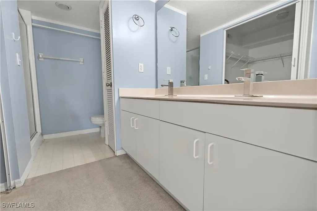 9610 Victoria Lane Naples FL 34109