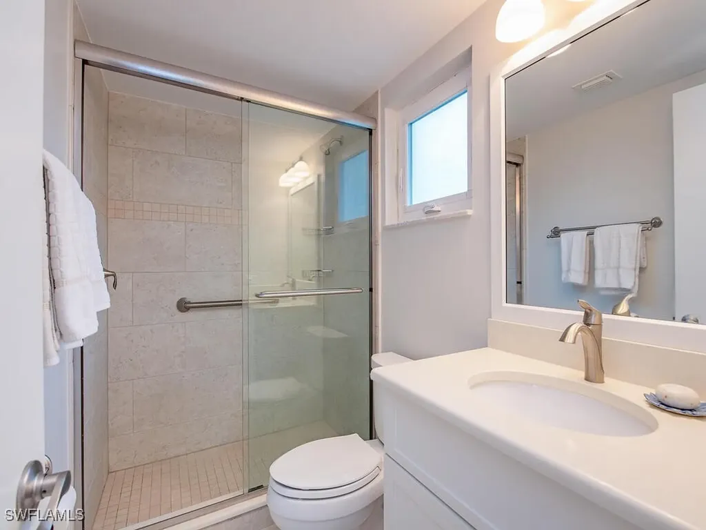 218 Banyan Boulevard Naples FL 34102