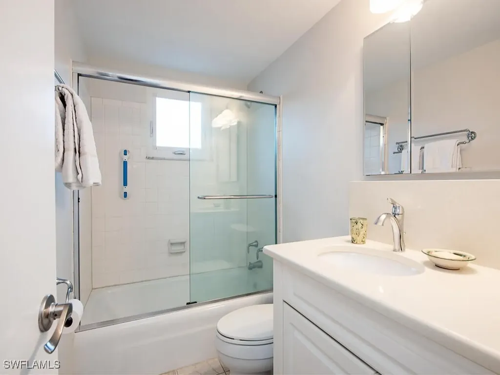 218 Banyan Boulevard Naples FL 34102