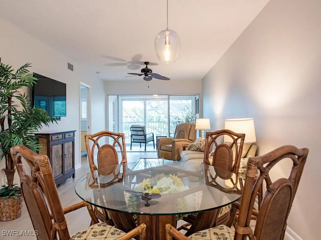 218 Banyan Boulevard Naples FL 34102