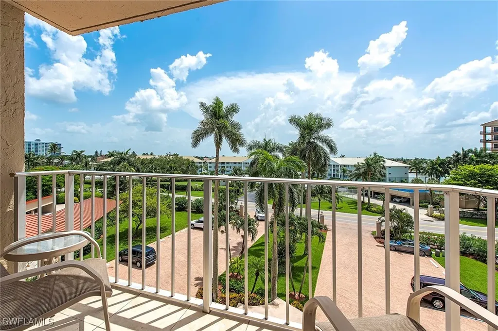 10701 Gulf Shore Drive Naples FL 34108