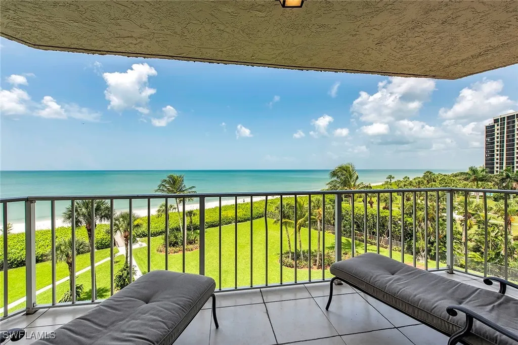 10701 Gulf Shore Drive Naples FL 34108