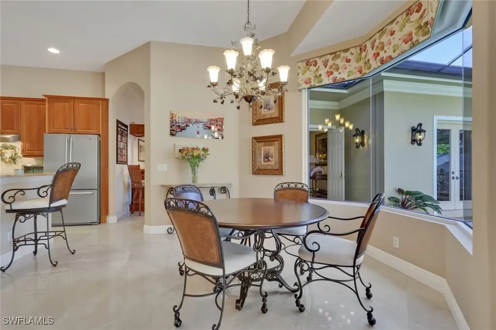 904 Glen Lake Circle Naples FL 34119