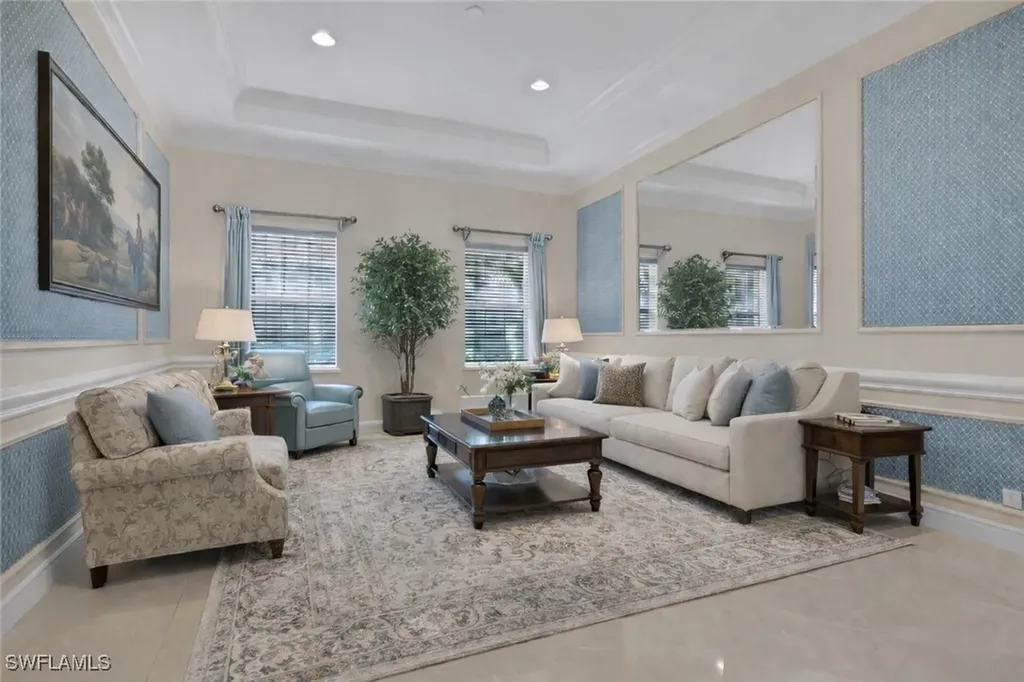 904 Glen Lake Circle Naples FL 34119