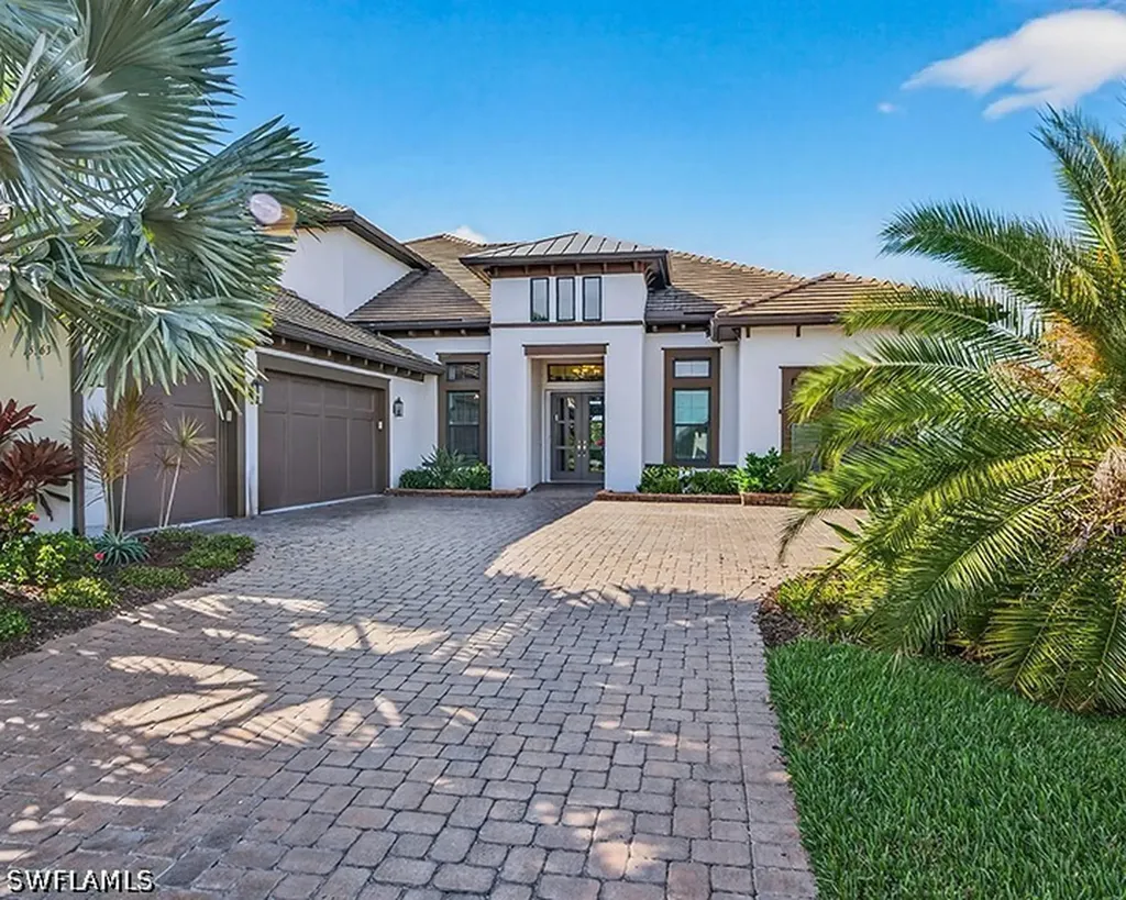 15563 Montello Lane Naples FL 34114