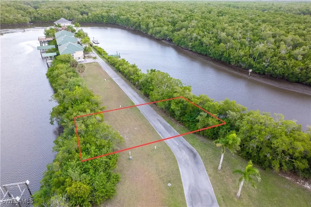 336 Freesia Street Everglades City FL 34139