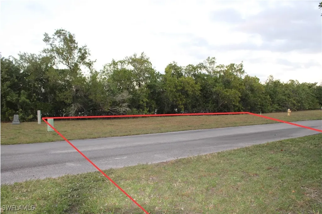 336 Freesia Street Everglades City FL 34139