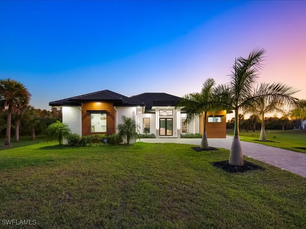 424 Shady Hollow Boulevard W Naples FL 34120