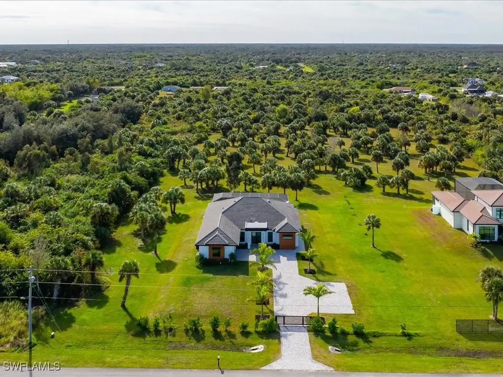 424 Shady Hollow Boulevard W Naples FL 34120