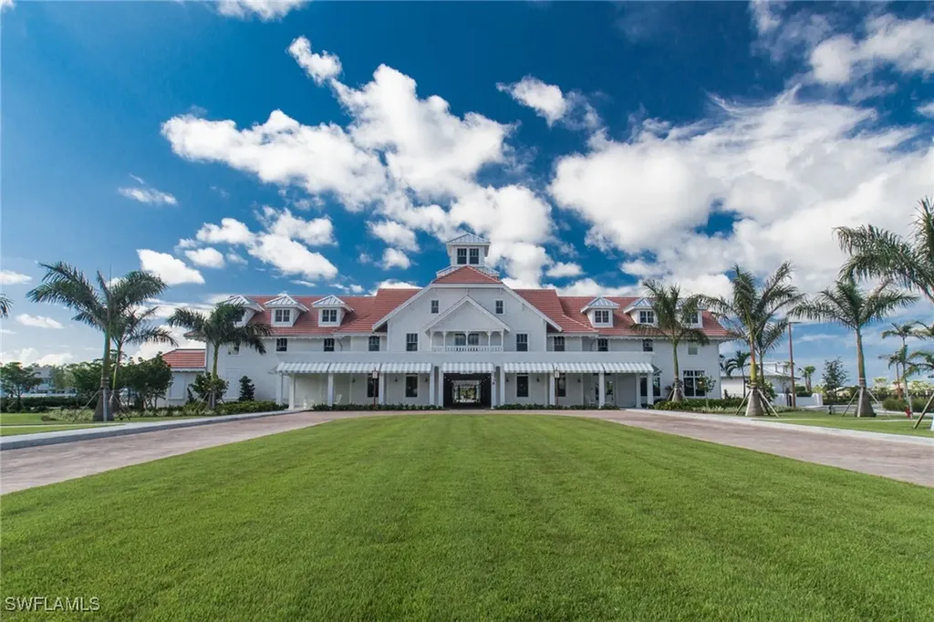 8982 Gustavia Court Naples FL 34113