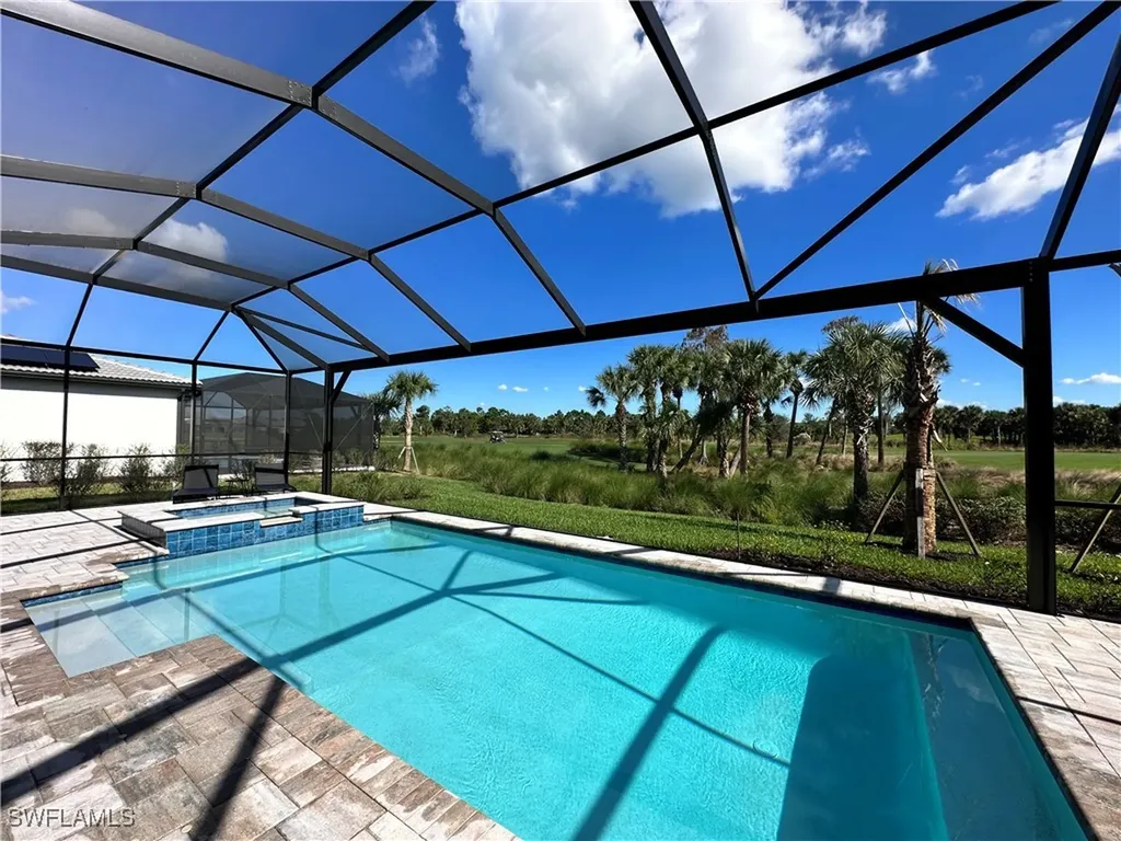9260 Cormorant Drive Naples FL 34120