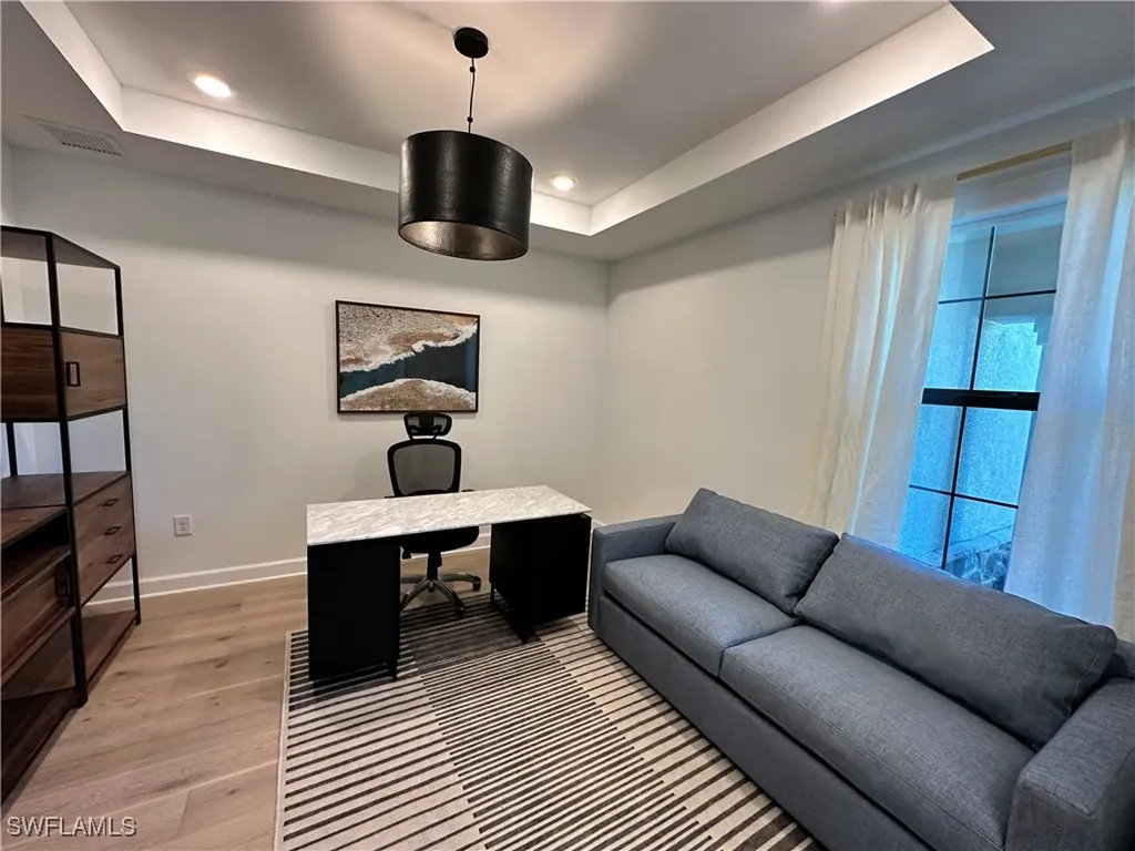 9260 Cormorant Drive Naples FL 34120