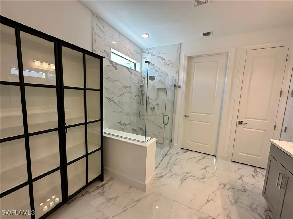 9260 Cormorant Drive Naples FL 34120