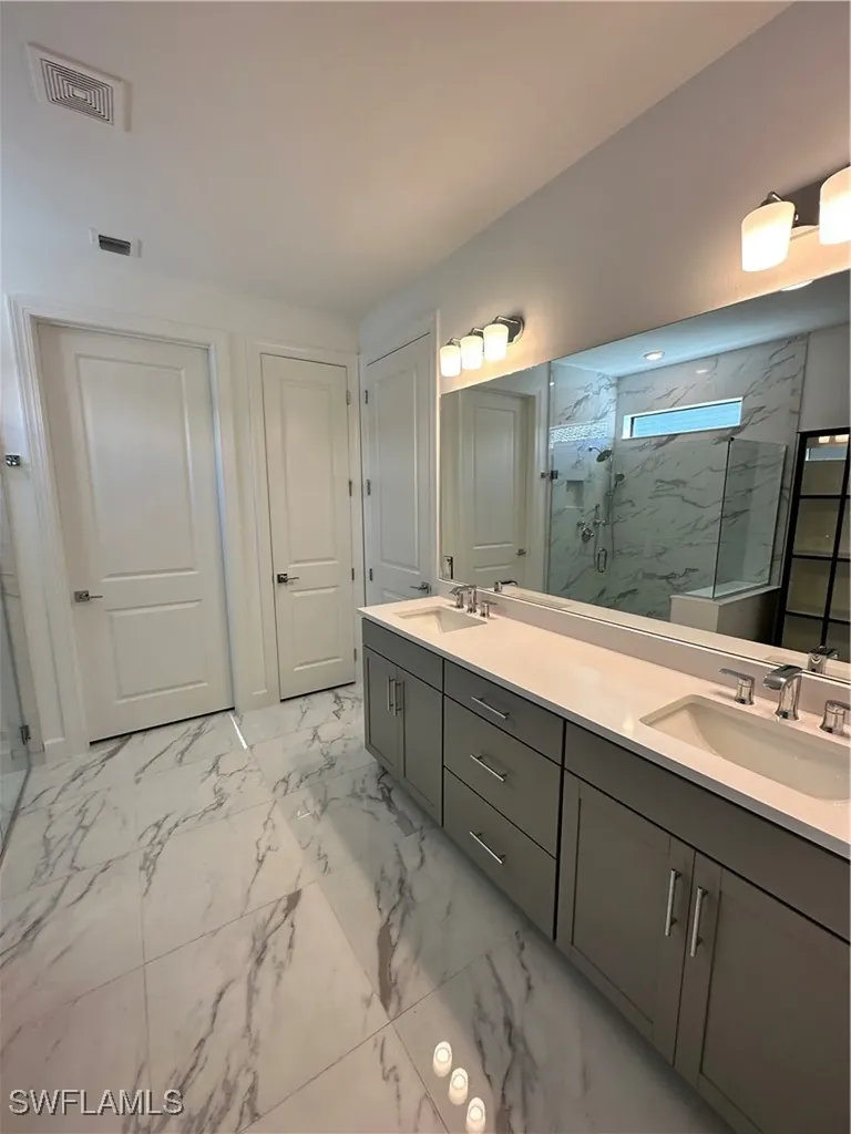 9260 Cormorant Drive Naples FL 34120