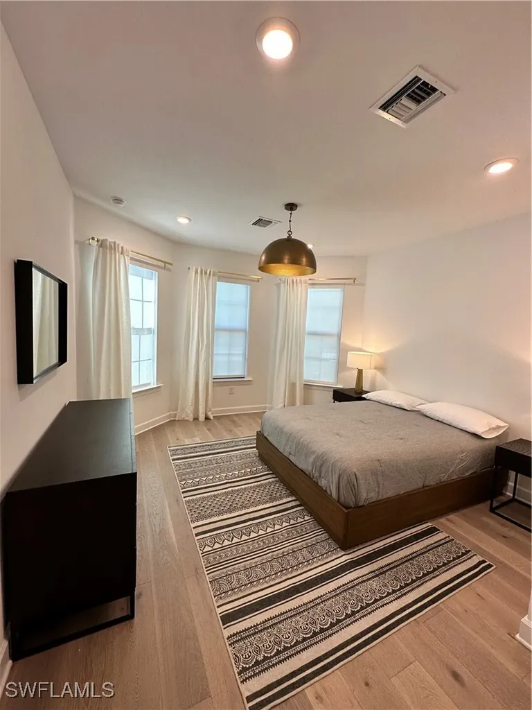 9260 Cormorant Drive Naples FL 34120