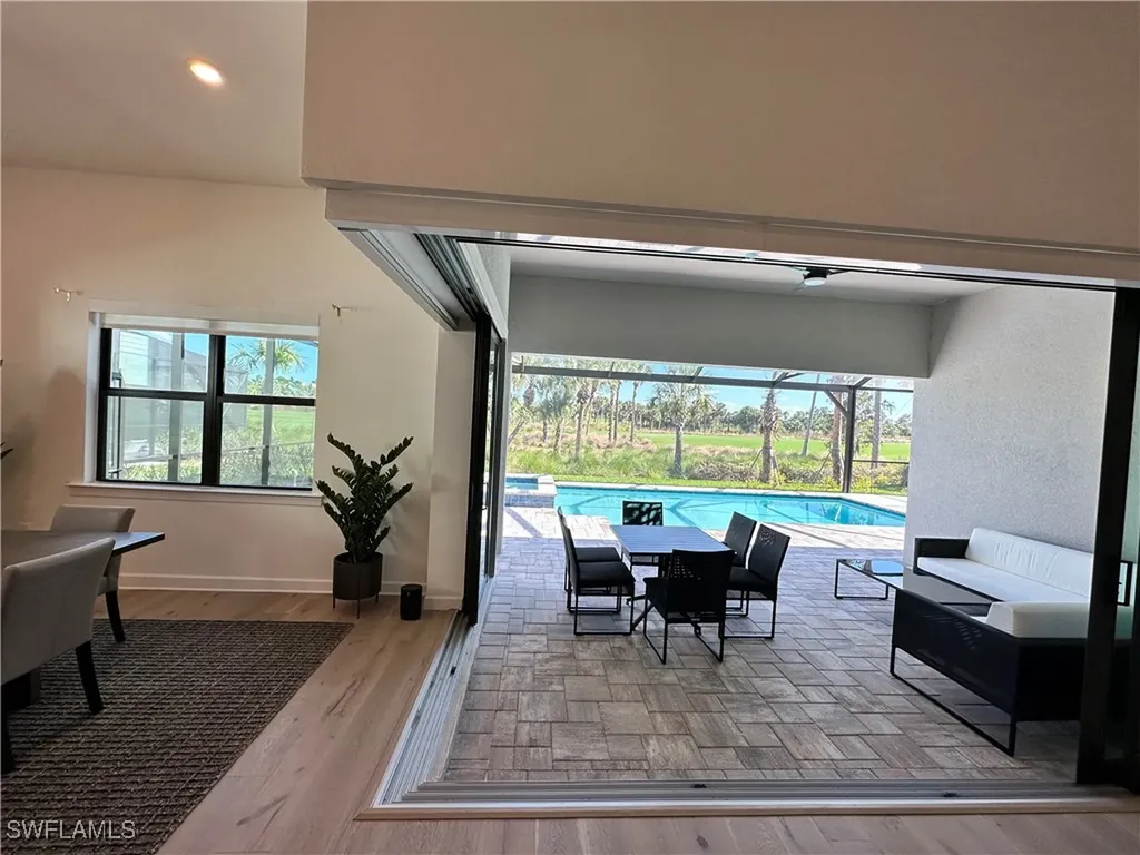 9260 Cormorant Drive Naples FL 34120