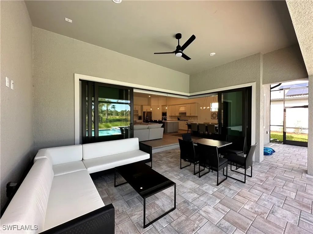 9260 Cormorant Drive Naples FL 34120