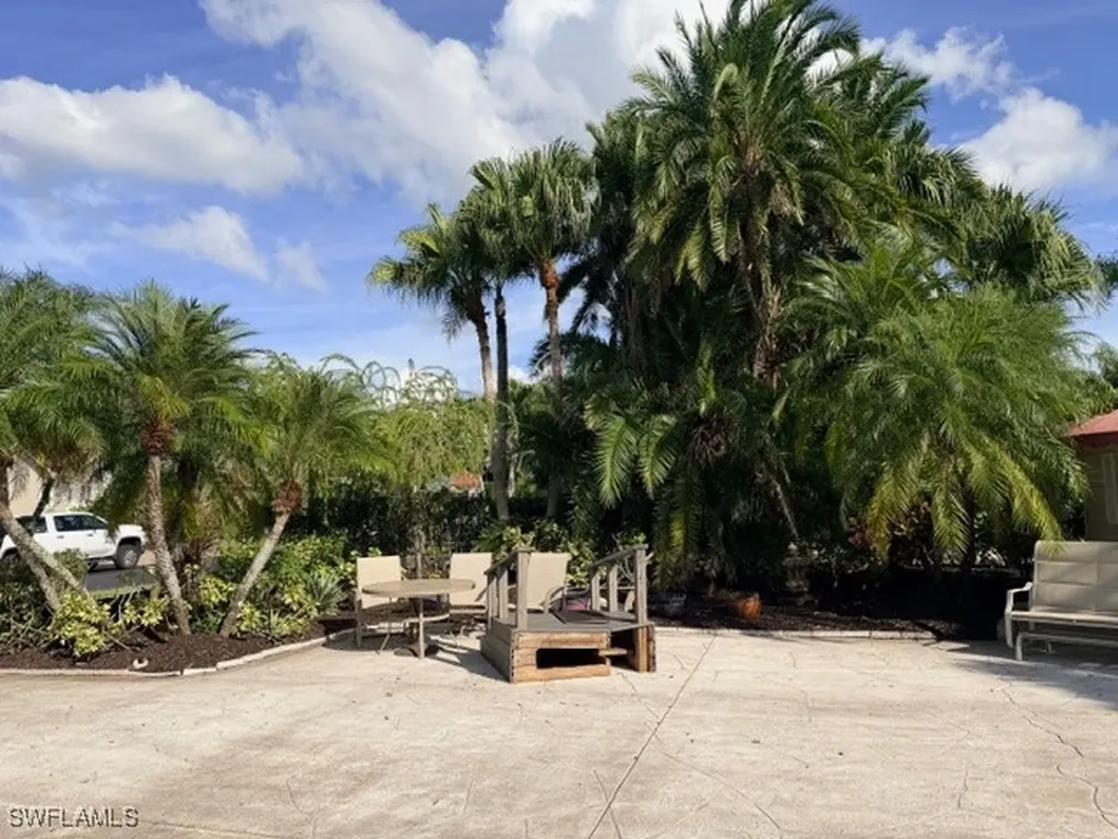 4604 Southern Breeze Drive Naples FL 34114