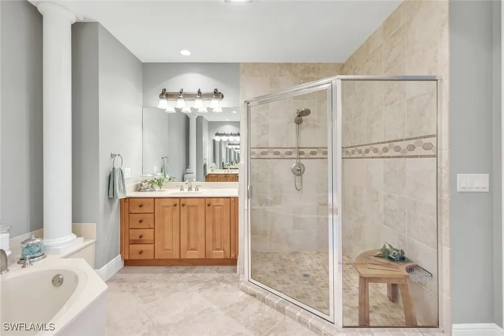 9225 Museo Circle Naples FL 34114