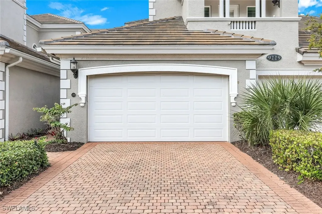 9225 Museo Circle Naples FL 34114