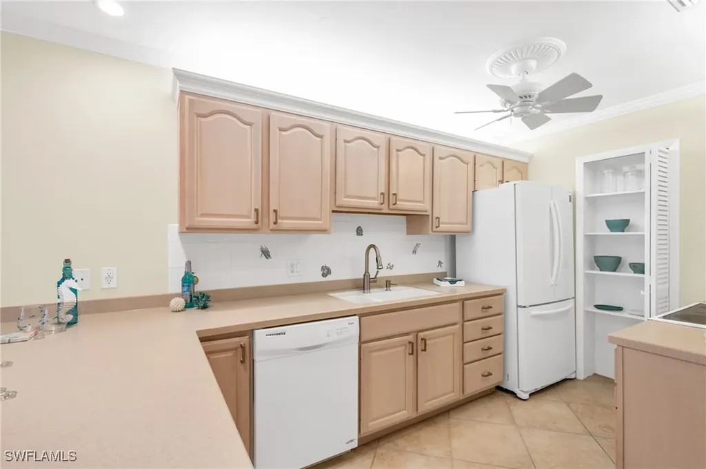 2100 Gulf Shore Boulevard N Naples FL 34102