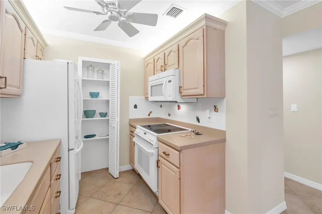 2100 Gulf Shore Boulevard N Naples FL 34102