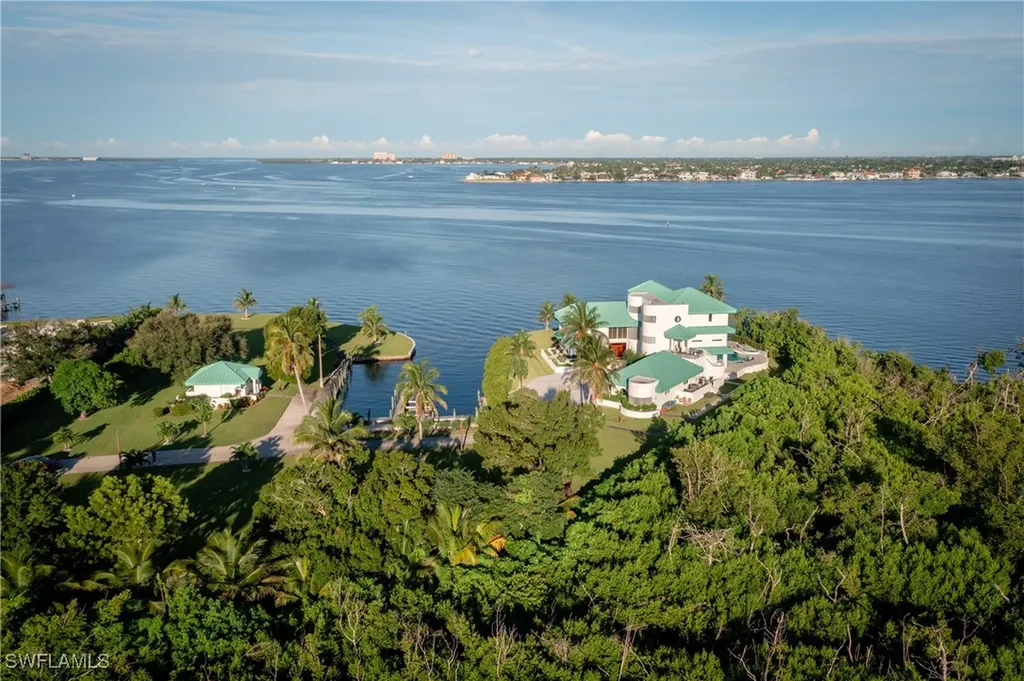 14040 Schultz Road Fort Myers FL 33908