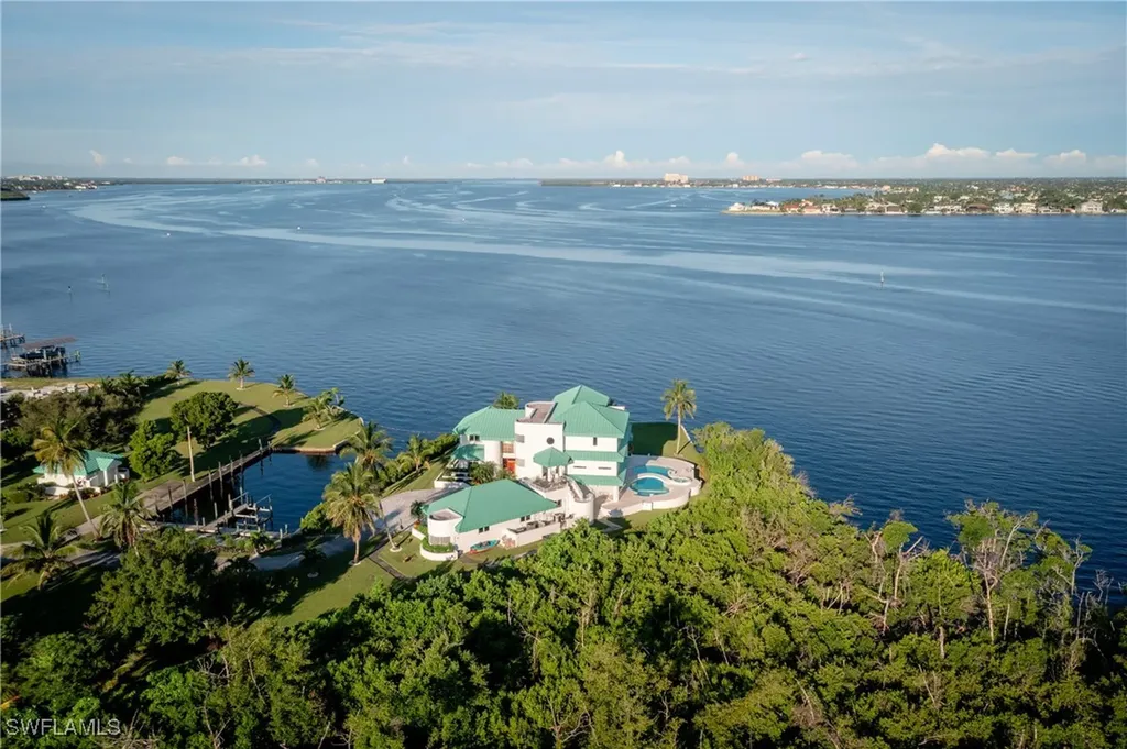 14040 Schultz Road Fort Myers FL 33908