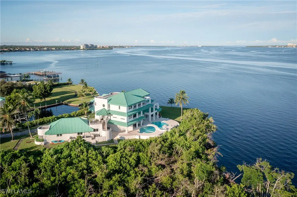 14040 Schultz Road Fort Myers FL 33908