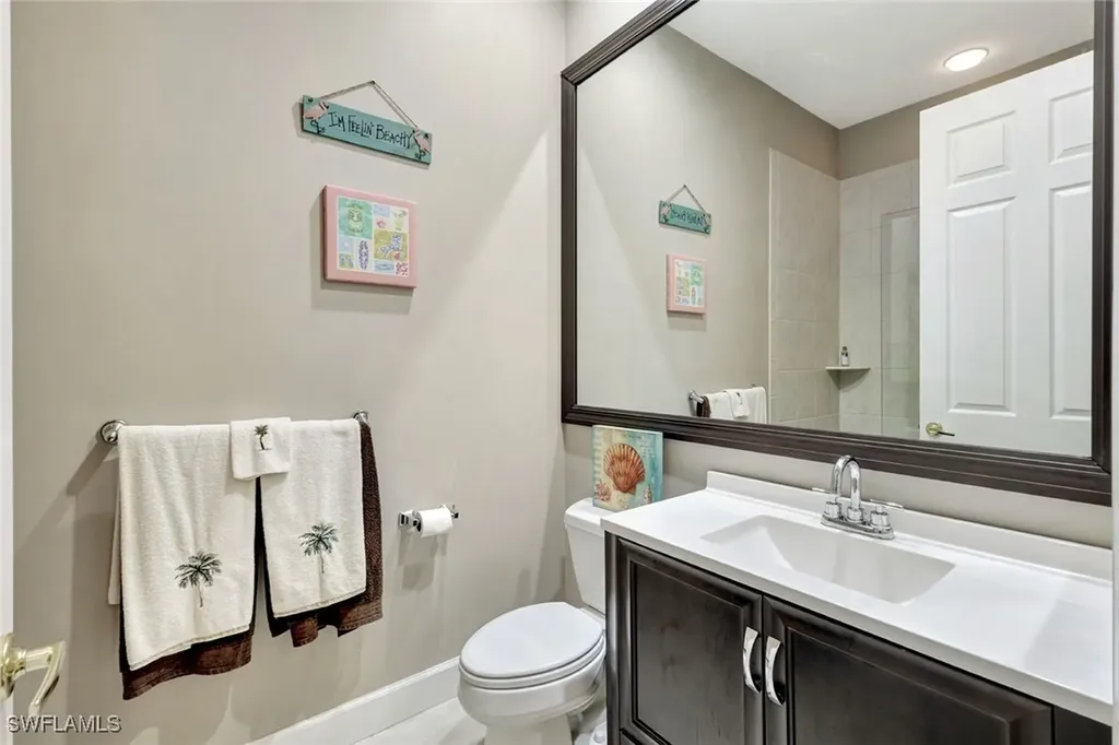 1282 Via Portofino Naples FL 34108