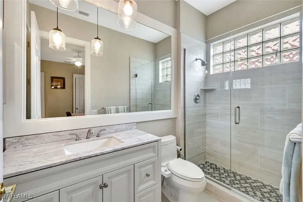 1282 Via Portofino Naples FL 34108