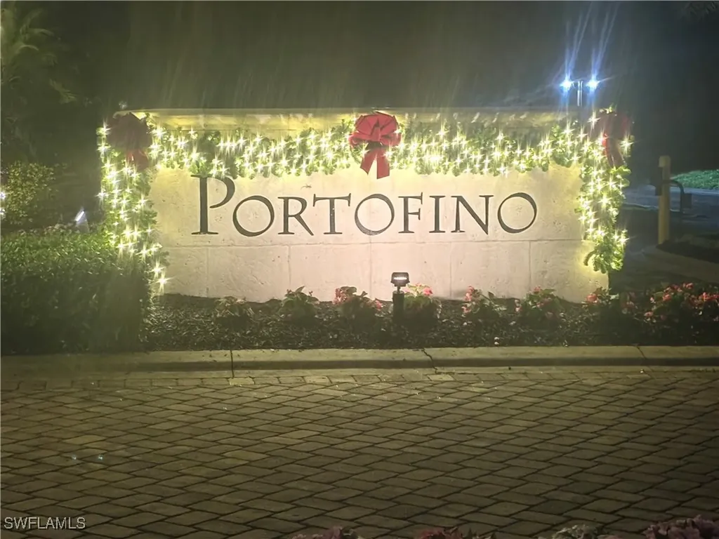1282 Via Portofino Naples FL 34108