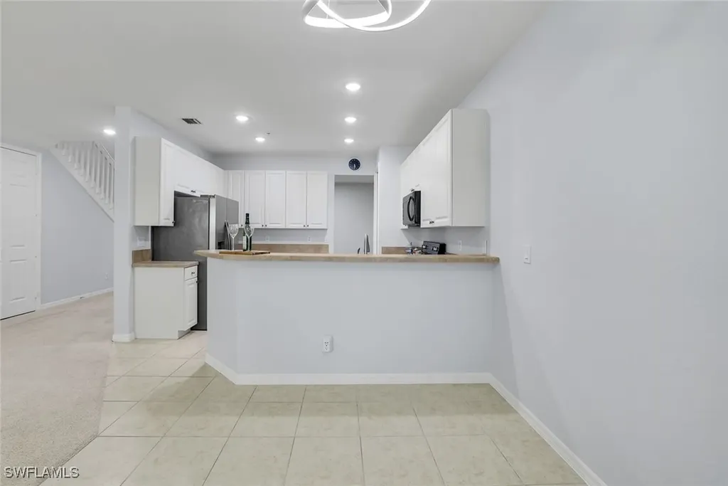 1370 Mariposa Circle Naples FL 34105