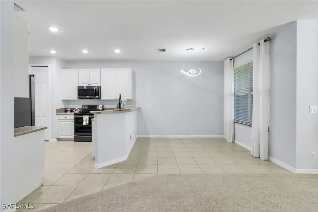 1370 Mariposa Circle Naples FL 34105