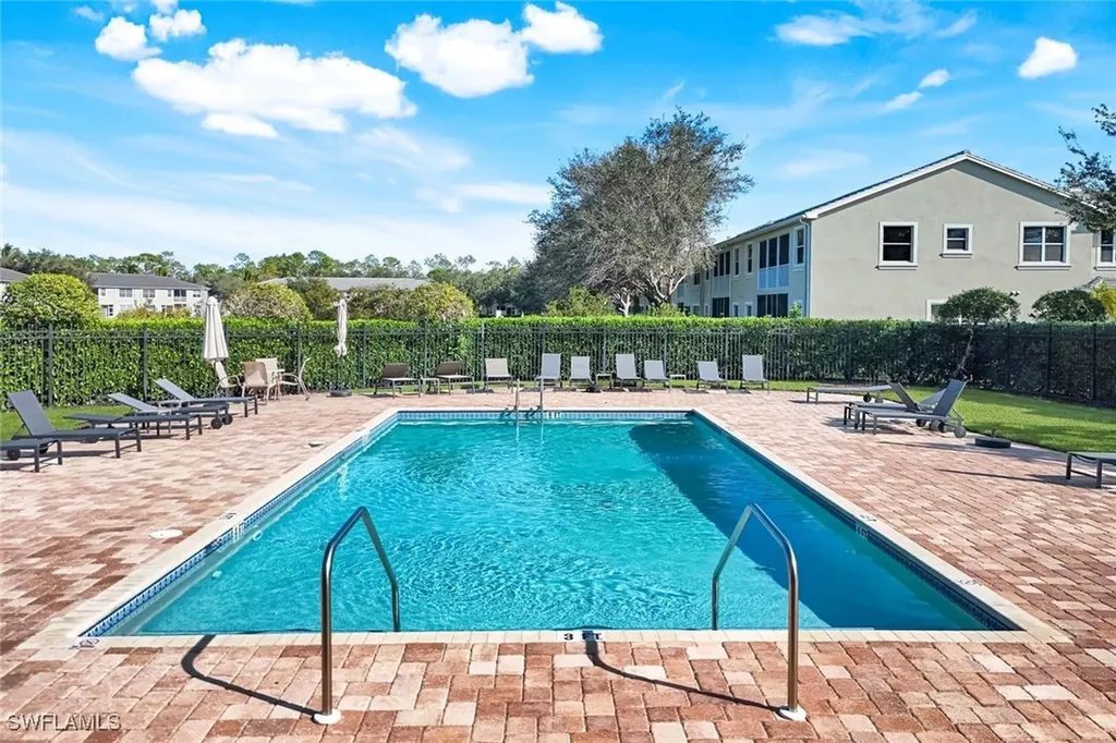 1370 Mariposa Circle Naples FL 34105