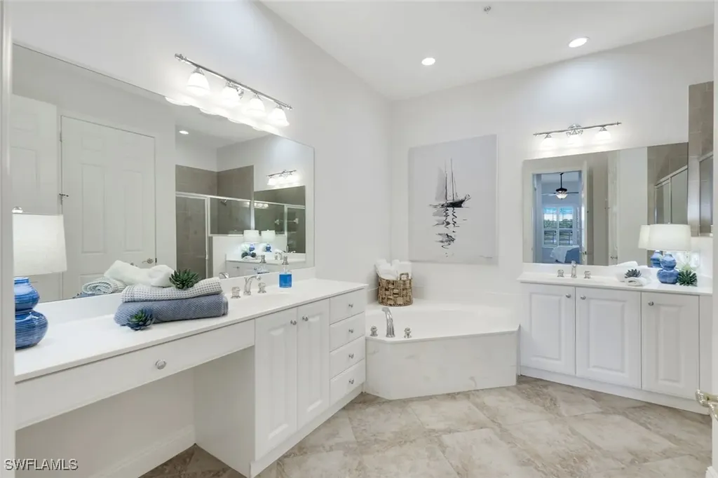 9255 Museo Circle Naples FL 34114