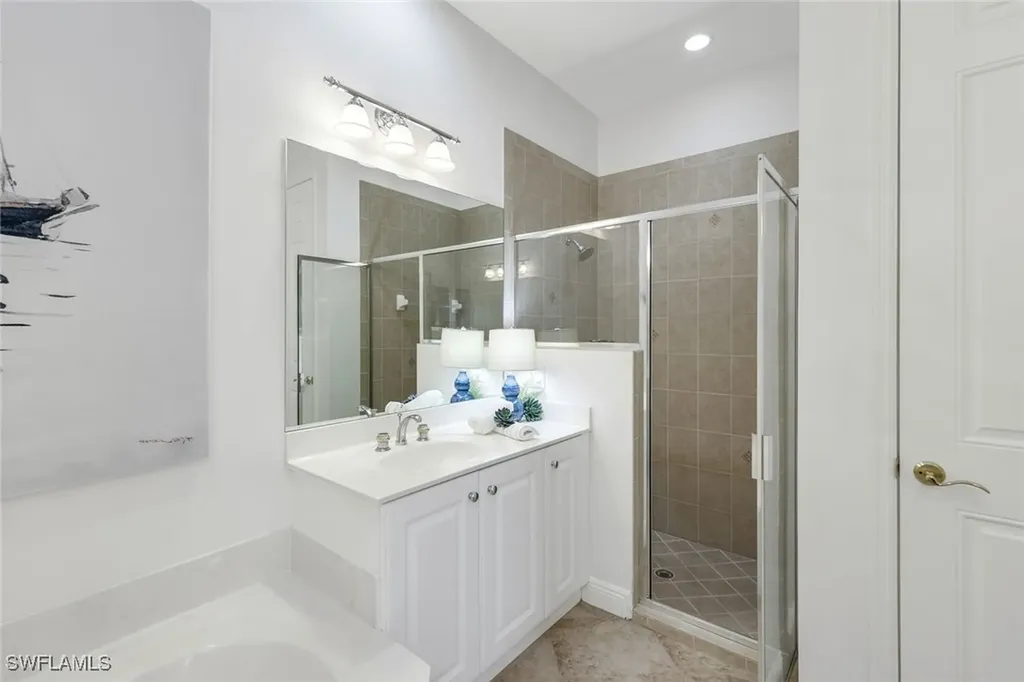 9255 Museo Circle Naples FL 34114