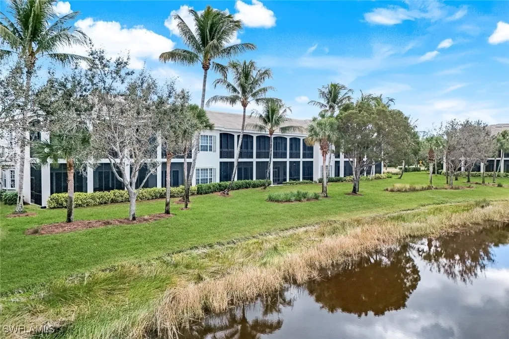 9255 Museo Circle Naples FL 34114